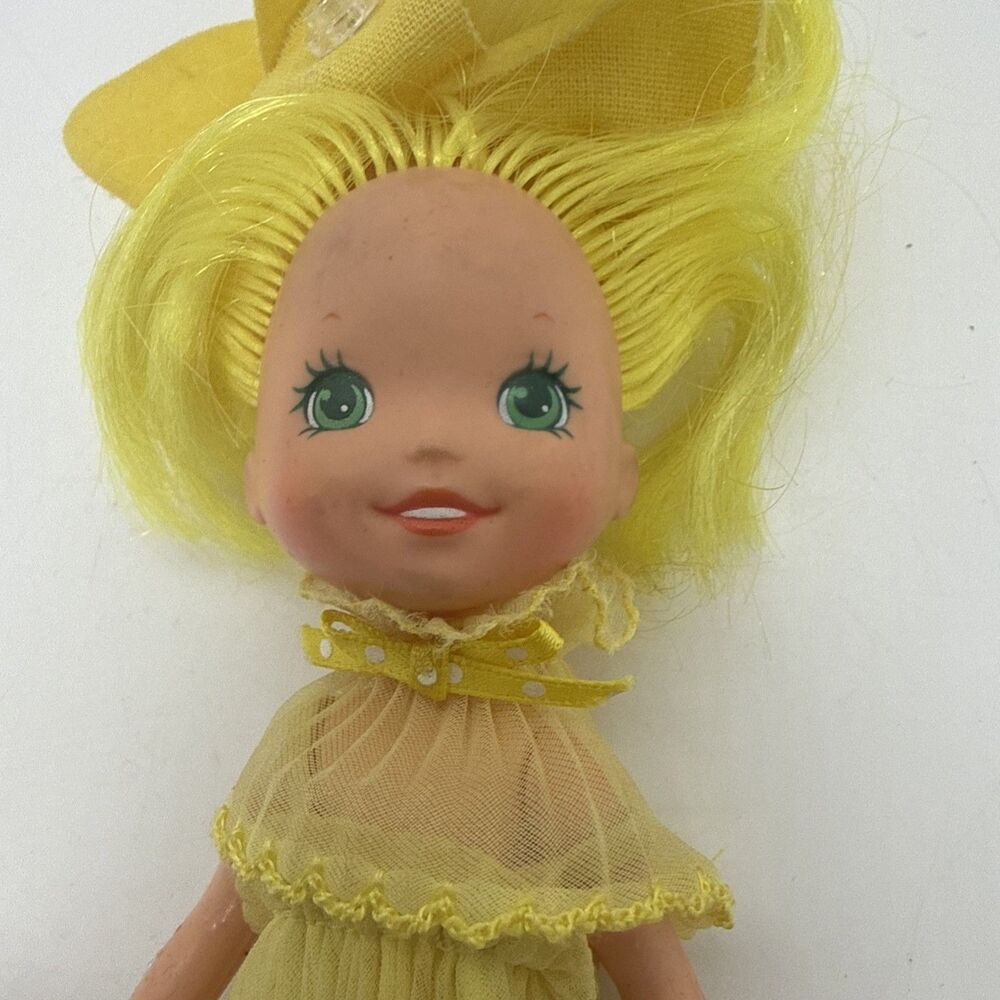 Vintage Kenner Rose Petal Place Daffodil Yellow Doll 1984 - Picture 2 of 8